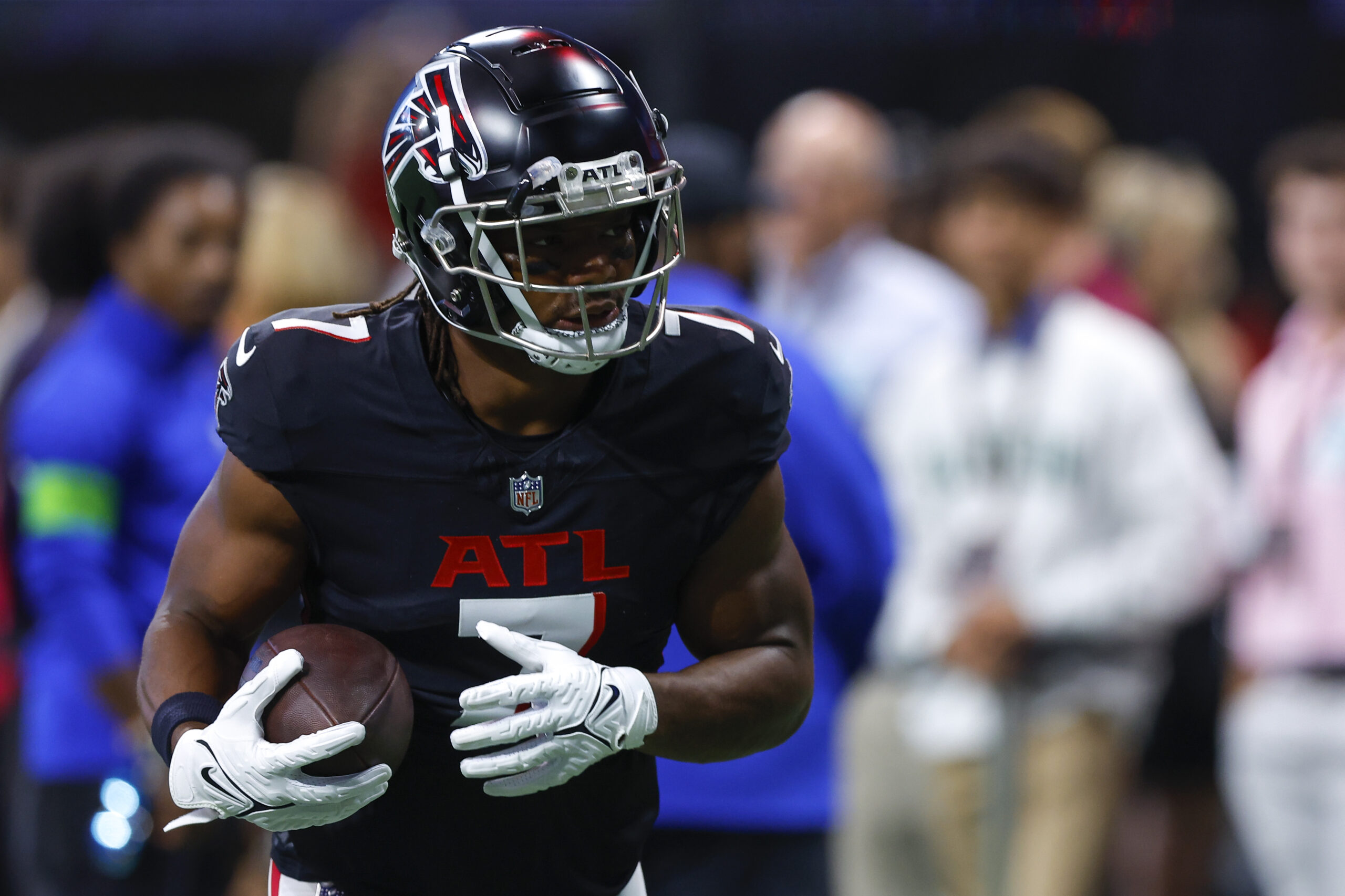Falcons Rbs ¿En cuáles RBs puedes confiar? Rankings Fantasy 2025 - Estadio Fantasy